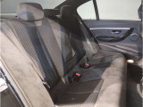 【エアバック】BMWのエアバックやその他の安全装備は、互いに補完しあう事で徹底した安全性を貫きます。万一の事故の際にそれぞれ最適な保護を提供してくれます!