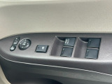 運転席窓操作部スイッチの画像です。