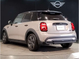 【MINI認定中古車】MINIのご購入はぜひMINI正規ディーラーで!メーカー基準の納車前点検整備を全車実施。規定整備を実施された車両にのみ付帯出来る全国保証。