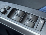 ルーミー 1.0 カスタム G S 4WD 4WD ワンオーナー
