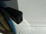 安心装備ドライブレコーダーを装備しています。自車の走行状態を常に録画しています。