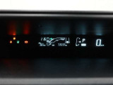 展示車は全てトヨタの車を知り尽くしたエキスパートが基本性能に関わる機能や状態を徹底的にチェックしています。消耗部品の事前交換など法定12ヶ月点検相当の点検・整備を必ず実施しています。