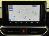 ナビを装備。タッチパネル式で使いやすく、お出かけもラクラクです。