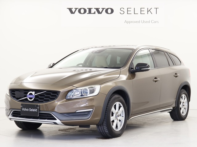 V60クロスカントリー D4 SE ディーゼル