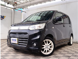 【車屋】として、長く車業界に従事した経験豊富なスタッフが多数在籍しております。