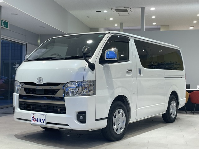 トヨタ ハイエースバン 