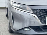 LEDヘッドライトで街灯の少ない暗い夜道も安心です!ハロゲンヘッドライトに比べて消費電力が少なく長持ちです♪