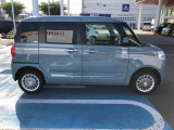 納車前にはプロのメカニックが点検、整備を行いますので安心してお乗り頂けます。