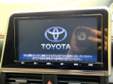 【大画面ナビ】人気の大型9インチナビを装備。存在感のある大画面はインパクト大!ナビ利用時のマップ表示は見やすく、テレビやDVDは臨場感がアップ!いつものドライブがグッと楽しくなります♪