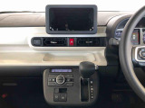 温度を設定すれば、自動で車内の温度管理をしてくれる優れものです♪ATミッションで運転楽々