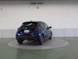 4WDには高級車に使用されるダブルウィッシュボーンサスペンションを採用。