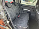 ゆとりある広々とした車内空間は、ドライブを始め買い物やレジャーなど、幅広く活躍します。一人でもみんなとでもお出かけを楽しみましょう!