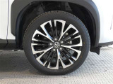 R7年式夏タイヤ215/50R18ダンロップ製です。