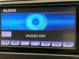 Bluetooth(ブルートゥース)接続機能付き。スマートフォンなどからお気に入りの音楽をワイヤレス再生できます。ドライブがさらに楽しくなりますね。