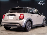 【MINI認定中古車】MINIのご購入はぜひMINI正規ディーラーで!メーカー基準の納車前点検整備を全車実施。規定整備を実施された車両にのみ付帯出来る全国保証。