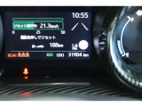 トヨタ認定中古車には1年間走行距離無制限の『ロングラン保証』がついています。年式は問わず、全国約5,000ヶ所のトヨタのお店で保証修理を受けることができます。