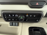 【フルオートエアコン&シートヒーター】運転席、助手席ともにシートヒーターも装備!冷える季節も車内を快適に保ってくれます♪