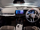 ☆センターパネルを運転席側に僅かに傾けたBMW独特のインパネ☆【駆け抜ける歓び】はここからもスタートしております☆