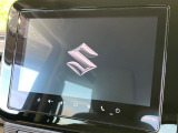 【メーカー純正9型ナビ】インテリアに溶け込むスタイリッシュな「専用設計」メーカーナビを装備♪視認性や操作性など基本性能にも優れ、より上質なカーライフをお楽しみいただけます。