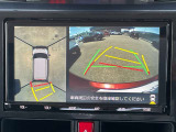 360&deg;周りがチェックできる全方位モニターで運転席から資格になるところも見えるので安心!