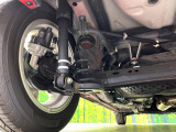 お車を安心してお乗りいただく為には、足回りの定期点検が欠かせません。サービスサポート(有償保証)では無料点検もご提供しており、安心のカーライフをお過ごしいただけるサポート体制が整っています。