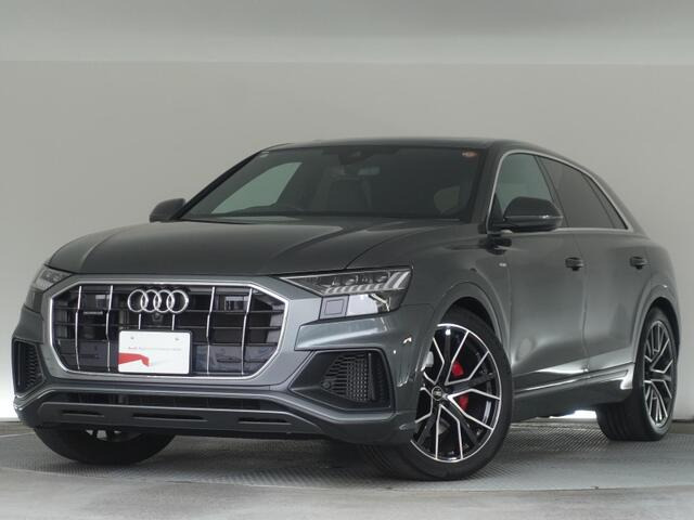 Q855 TFSI クワトロ デビューパッケージ Sライン 4WD