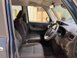 トール 1.0 G 4WD 