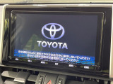 【純正9型ナビ】人気の純正ナビを装備。オーディオ機能も充実しており、Bluetooth接続すればお持ちのスマホやMP3プレイヤーの音楽を再生可能!毎日の運転がさらに楽しくなります!!
