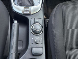 運転中でも使いやすい設計のコネクティビティシステム。様々な情報を一元管理できます。A connectivity system designed to be easy to use while driving. You can centrally manage various information.