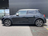 ご試乗のご依頼や現在の愛車の査定もお気軽にご相談下さい。国産車・輸入車問わず査定も承ります!!!