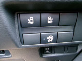 左右両側オートスライドドアです。運転席からでもスイッチひとつで開閉できるので、便利ですよ