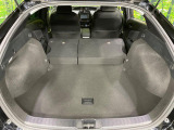後席を格納すると、これだけの広さが!シーンに合わせたシートアレンジで、大きな荷物も積むことが出来ます♪