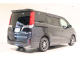 ★トヨタ認定中古車ライト★ 1年間走行距離無制限の「ロングラン保証」が付いています。全国約5,000ヶ所のトヨタのお店で保証修理可能です。お出かけ先でも安心です。選べる延長保証もご用意しています。