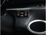 電動のスライドドアで楽々スムース!運転席からも開閉の操作もできます♪キーのスイッチひとつで自動開閉できる便利な機能もついてます♪