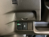 指定工場併設で末永く品質を保ちます。12ヶ月点検や車検はもちろんのこと、国家資格整備士によるお車のアドバイスも致します。