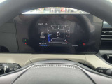 走行1107キロ≪当店入庫時/元弊社展示試乗車/禁煙車≫※タッチの差で他のお客さまによる商談・成約済となる事がございます。掲載車両へのお問い合わせや現車確認(来店予約)等、ご相談お待ちしております。