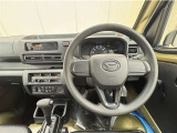 運転しやすいインパネ周りです。見やすいレイアウトで運転をサポートします☆☆