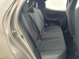 運転席や助手席だけでなく、カーテンエアバッグも装備しています。側方からの衝撃からもしっかりお客様を守ってくれます。