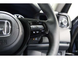 Hondaセンシングの機能のひとつ、アダプティブクルーズコントロール付!アクセルから足を離しても設定したスピードと前車との車間を保ち走行してくれます!車線維持もアシスト☆高速道路で疲労軽減ですね☆