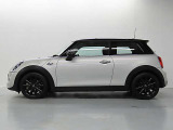 MINIオーナーのために設計されたオリジナルのMINI自動車保険がございます。車のことは全ておまかせください。