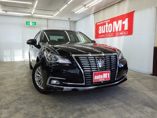 クラウン ハイブリッド 2.5 ロイヤルサルーン Four 4WD
