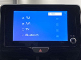 ブルートゥースに接続することにより、スマホに入ったお気に入りの音楽を車内で楽しむことができます♪あると本当に便利な機能になっています!