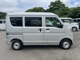 これからお車を購入し長くカーライフを楽しんで頂きたいと思い、当社スタッフは、そんな様々なお客様と安心して、楽しめるカーライフを一緒に考えてご提案させて頂いております。