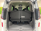 普段のお買い物や通勤、送迎等に十分な荷室スペースを確保しております。セカンドシートを倒すと、大きな荷物の積載も可能です♪