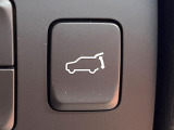【パワーバックドア】スマートキーや運転席のボタンを押すだけでリアゲートが自動で開閉します!荷物を持っている時や、高い位置にあるバックドアを閉める際に便利な機能です♪