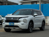 三菱 アウトランダー PHEV 2.4 P 4WD