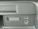 【USBソケット】ソケットはスマホ連携に対応しています。