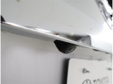バックカメラが付いているので後方確認が非常にしやすいです。今や運転初心者も熟練者も必須装備!ついていて損はないですね♪