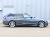 BMW認定中古車は、ドイツ本社と同様の教育・訓練を受けたBMW専門のメカニックが100項目以上のポイントを徹底的にチェックし、厳選した車輌のみを販売しております。