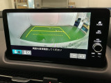 ガイドライン付きバックモニターで車庫入れも安心。知らない道でも安心して楽しくお出かけができます